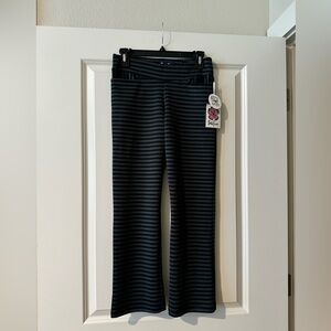 NEW Lesley Evers Audrey Striped Pull On Pants Slacks Black Gray Stripe XXS NWT